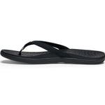 (black)