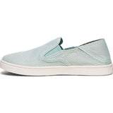 (spa blue)