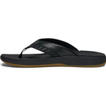 (black)