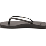(black)