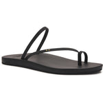 (black)