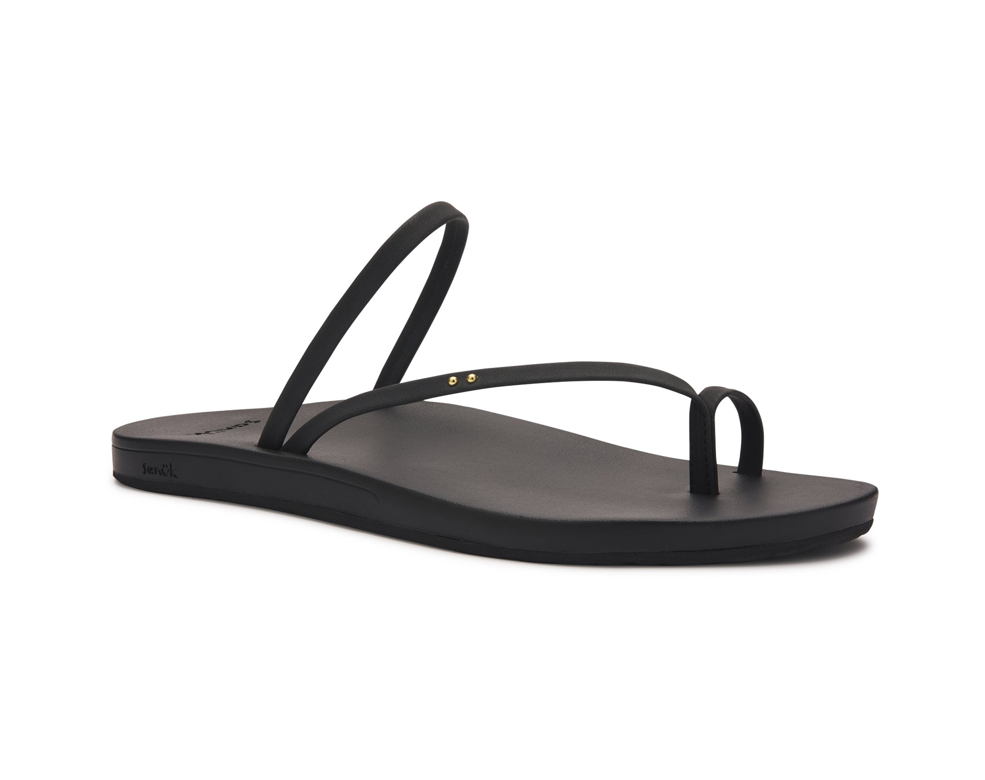 (black)