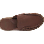 (brown)