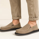 (brown)