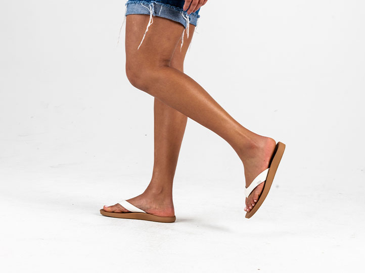 Sanuk Women's Cosmic Yoga Mat LX Tan Flip Flops Sandals 1126875