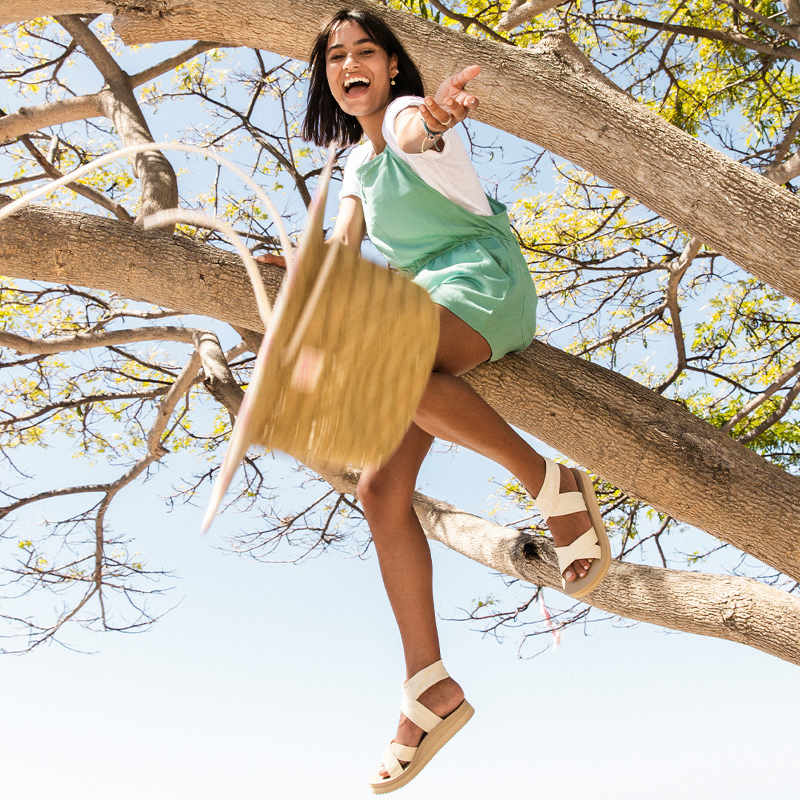 Women's Flip Flops Thong Sandals Stylish Floral Print Summer Beach Slippers  for Women